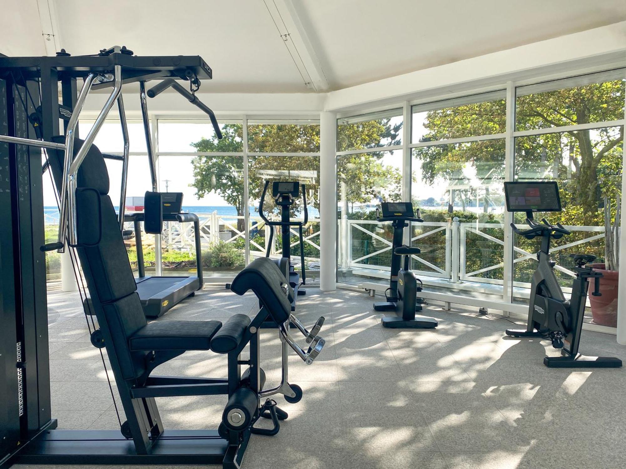 Grand Hotel Seeschloesschen Sea Retreat & Spa 티멘도르프스트랜드 외부 사진